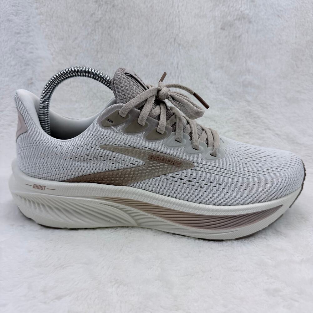 Brooks Women's Ghost 17 Running Shoes in Grey/Chateau Grey/Portabella Size 8.5